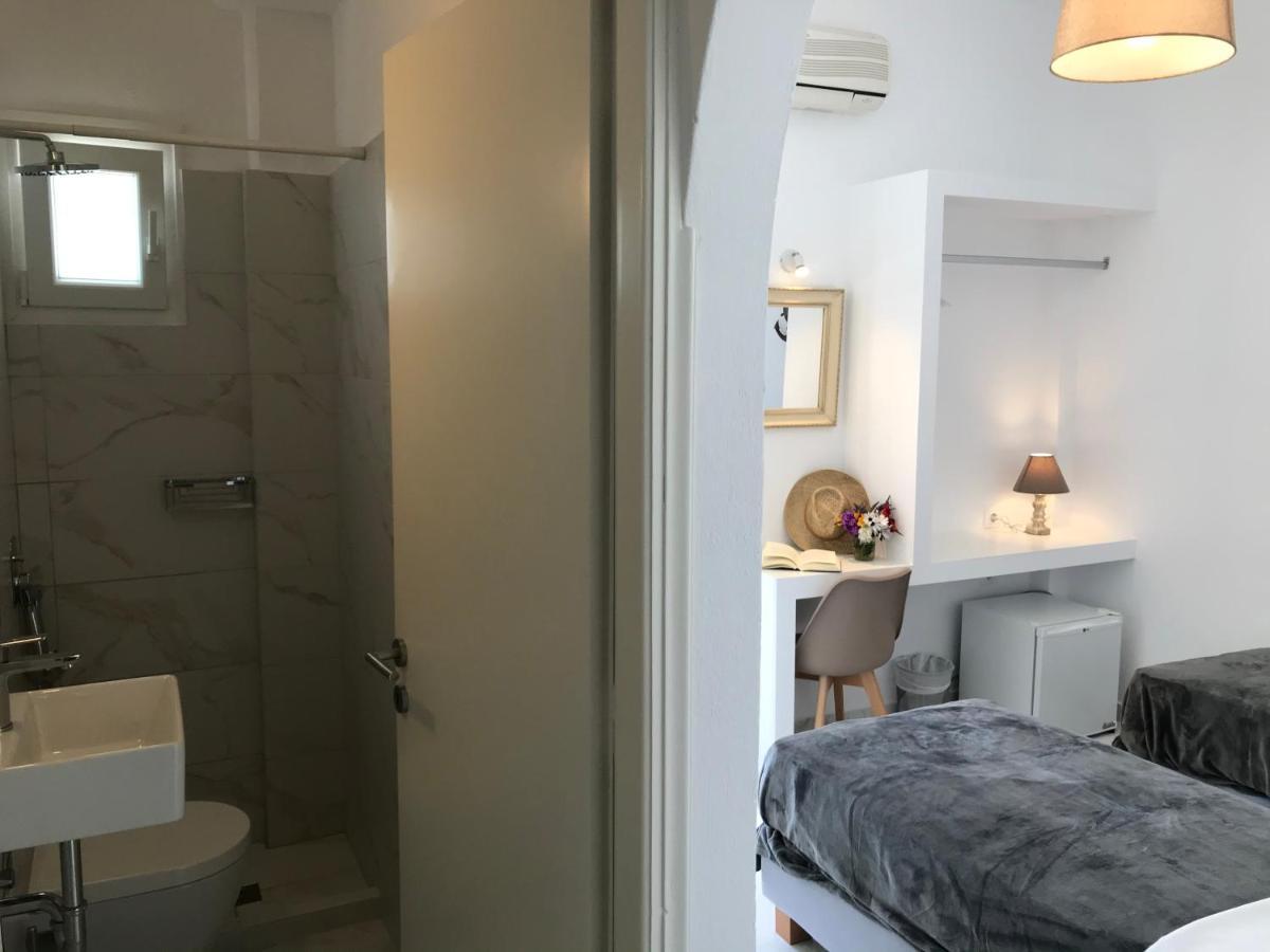 Sea View Pension Violeta Room1 For Two ปาริเกีย ภายนอก รูปภาพ