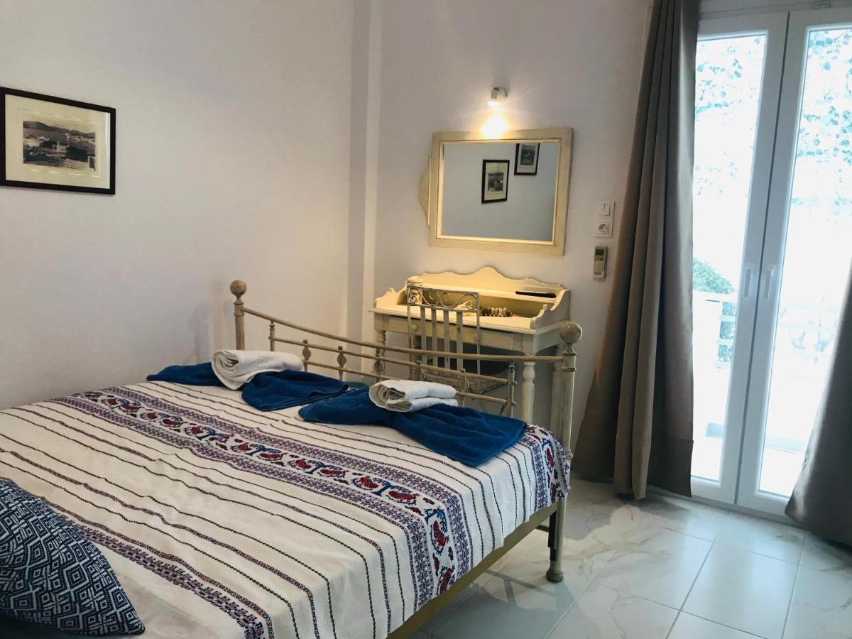Sea View Pension Violeta Room1 For Two ปาริเกีย ภายนอก รูปภาพ